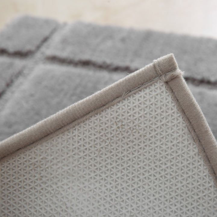 Luxurious Plush Bathroom Mat