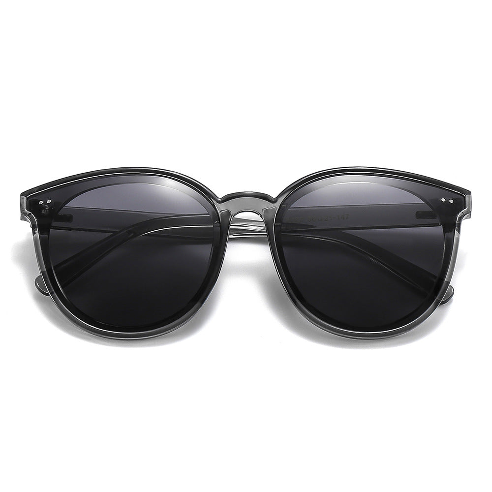 Women's Stylish Sunglasses with Large, Elegant Frame Stornfield