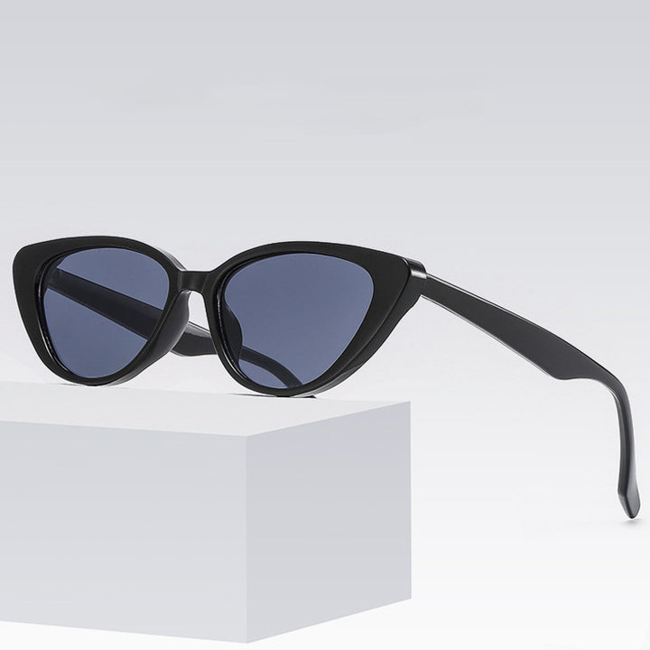 Women's Cat-Eye Sunglasses with Modern Extreme Frame Stornfield