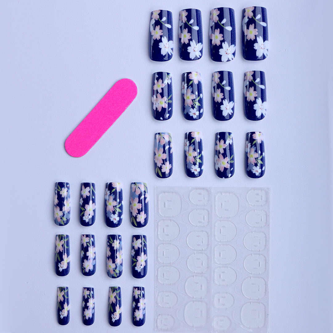 Artificial Nails in Floral Design Stornfield