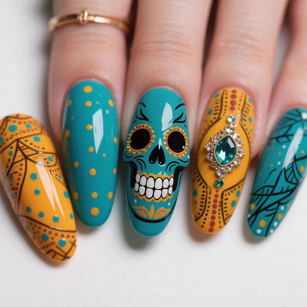 Artificial nails with intricate skull designs Stornfield