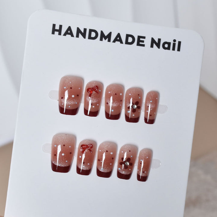 Artistic French Tip Decorative Press-On Nails Stornfield