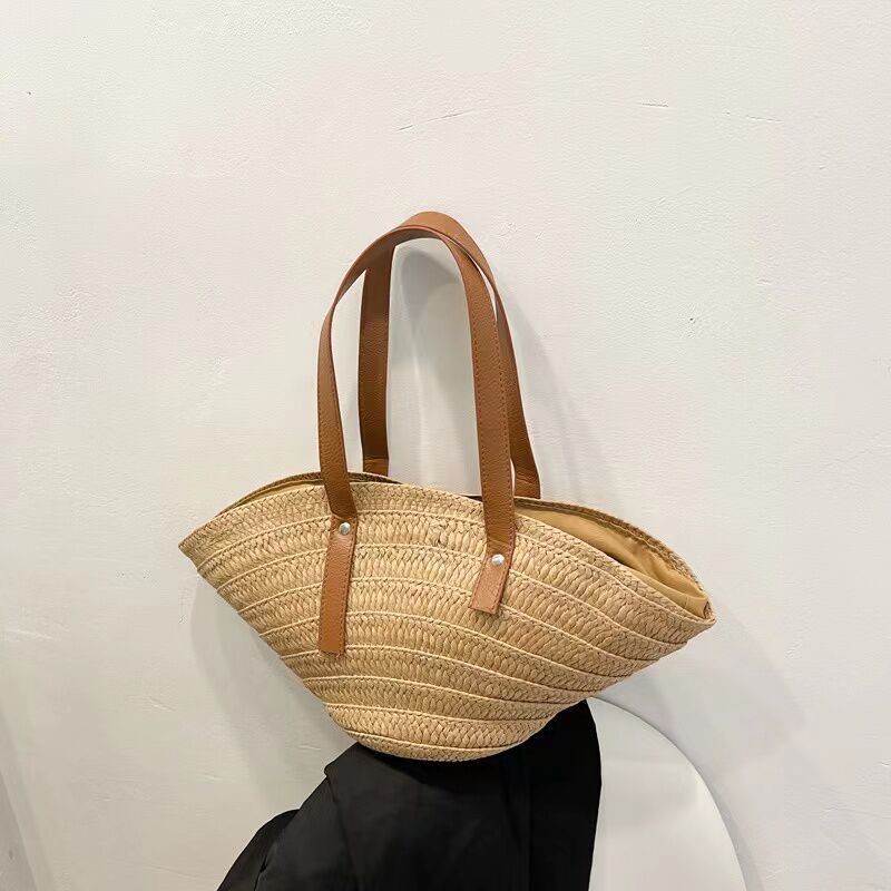 Flexible and Stylish Basket Bag Stornfield