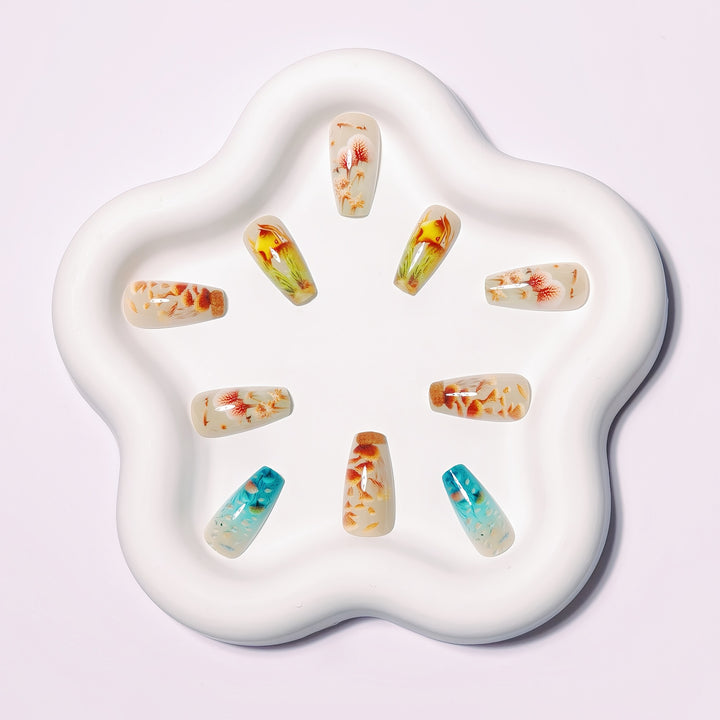 Artificial nails with maritime underwater motif Stornfield