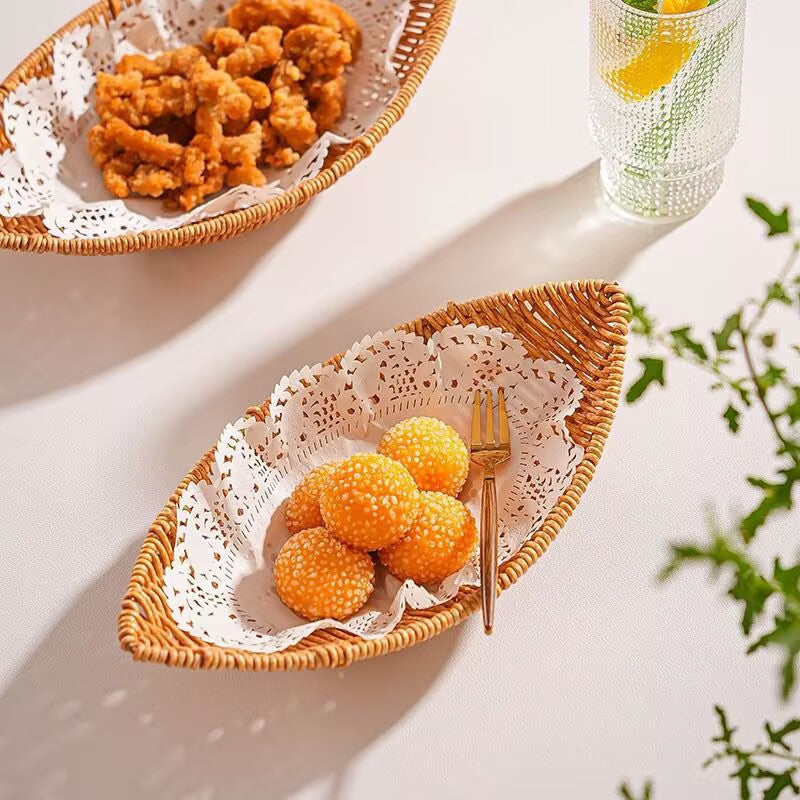 Women's Stylistically Safe Rattan Plate Stornfield