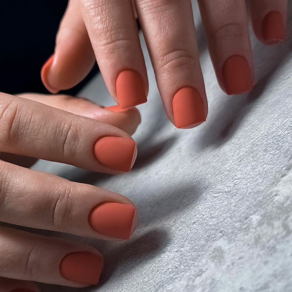 Artificial nail art with matte finish Stornfield