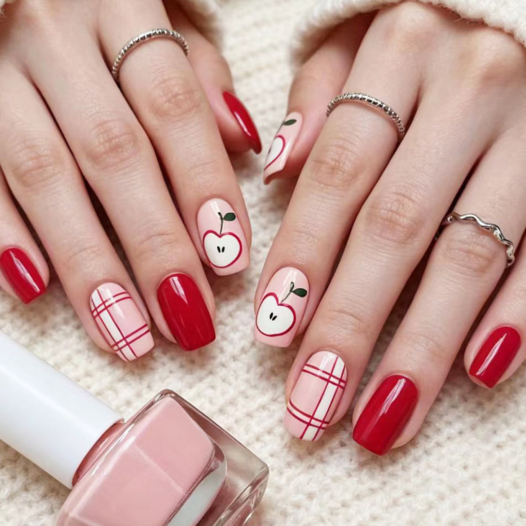 Artificial nails with fruity apple design Stornfield