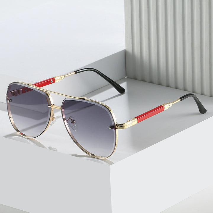 Fashion-Forward Oversized Aviator Sunglasses Stornfield