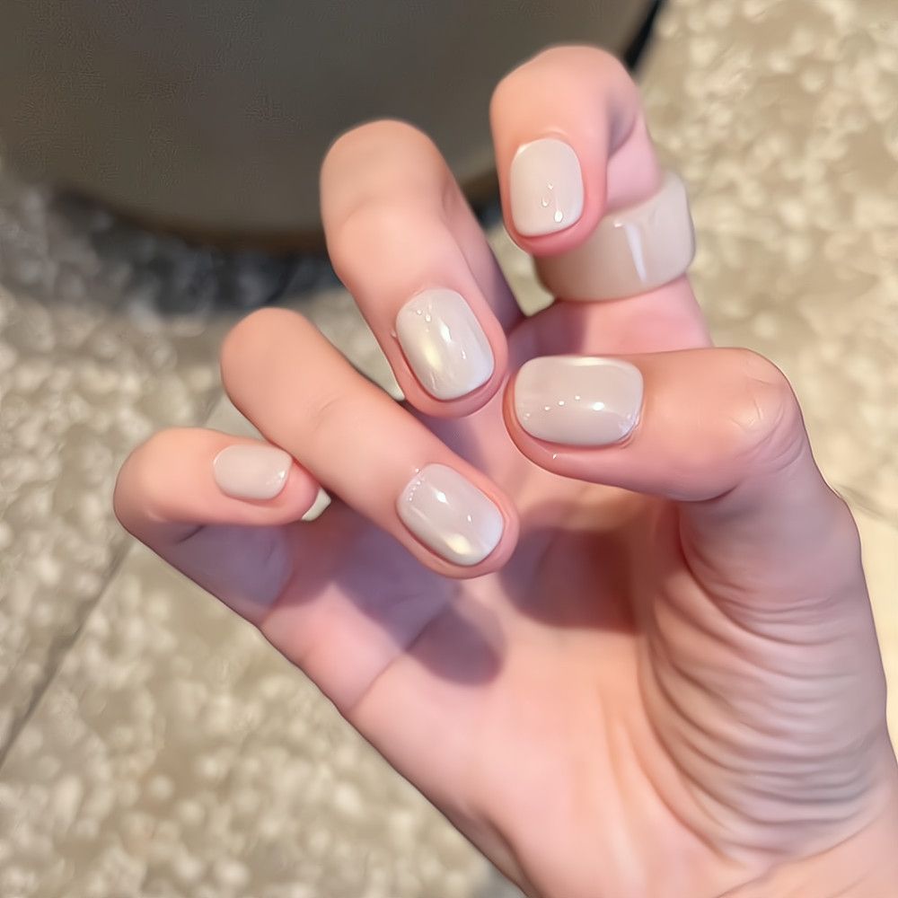 High-gloss artificial nails Stornfield