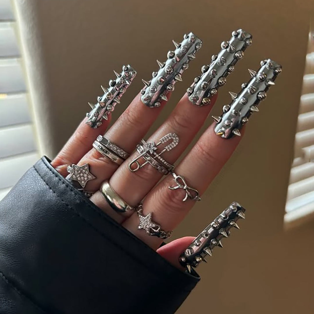 Artistic Spiked Press-On Nails Stornfield