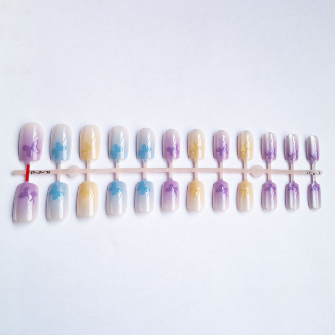 Artistic Glamour Nail Art