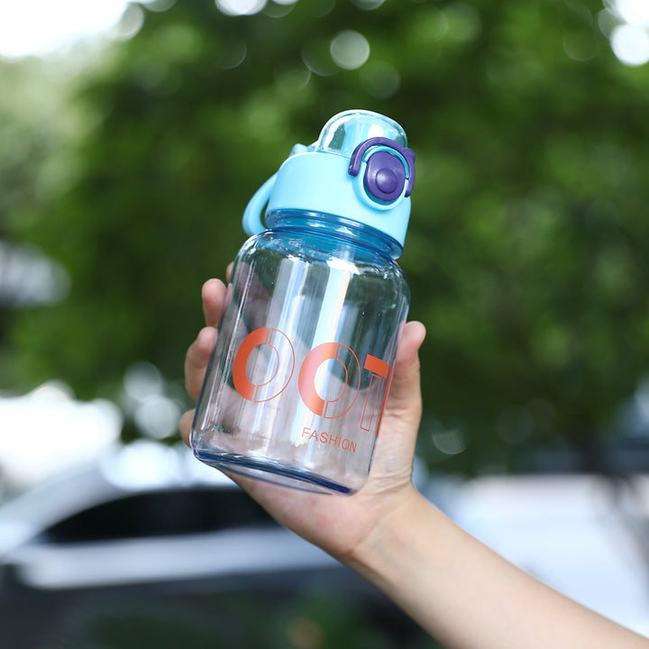Women's transparent sports water bottle with practical Stornfield attachment