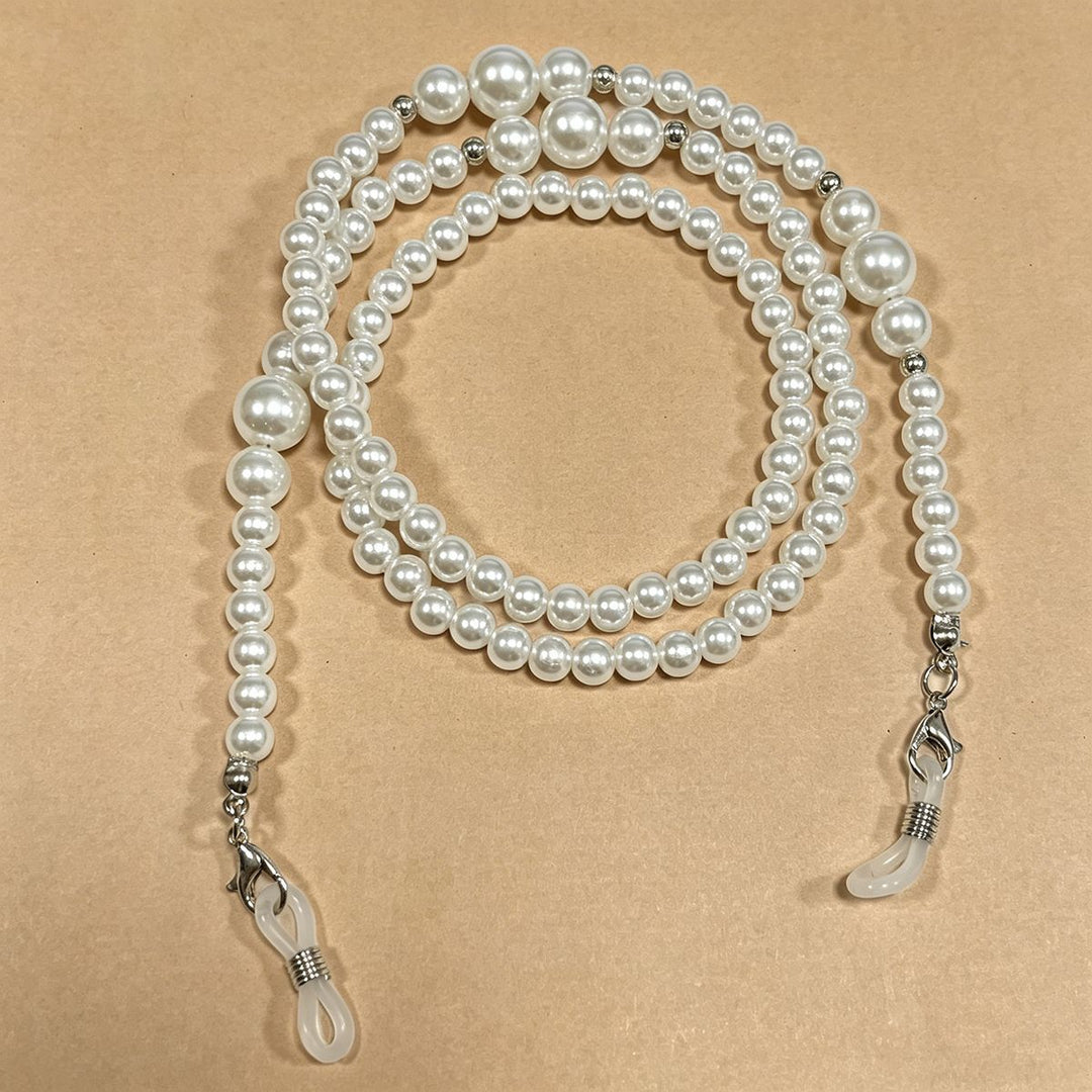 Elegant Pearl Eyewear Chain Stornfield