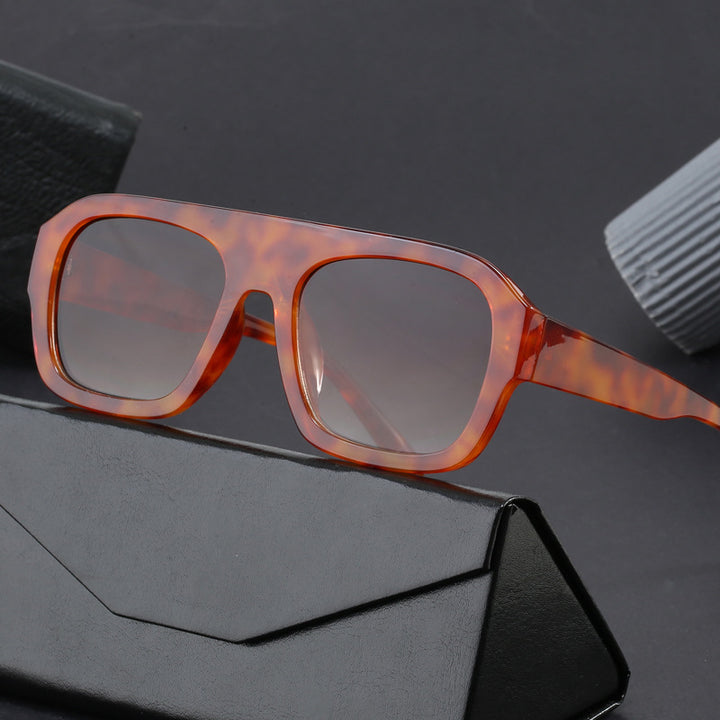 Ladies oversized square sunglasses with modern design Stornfield