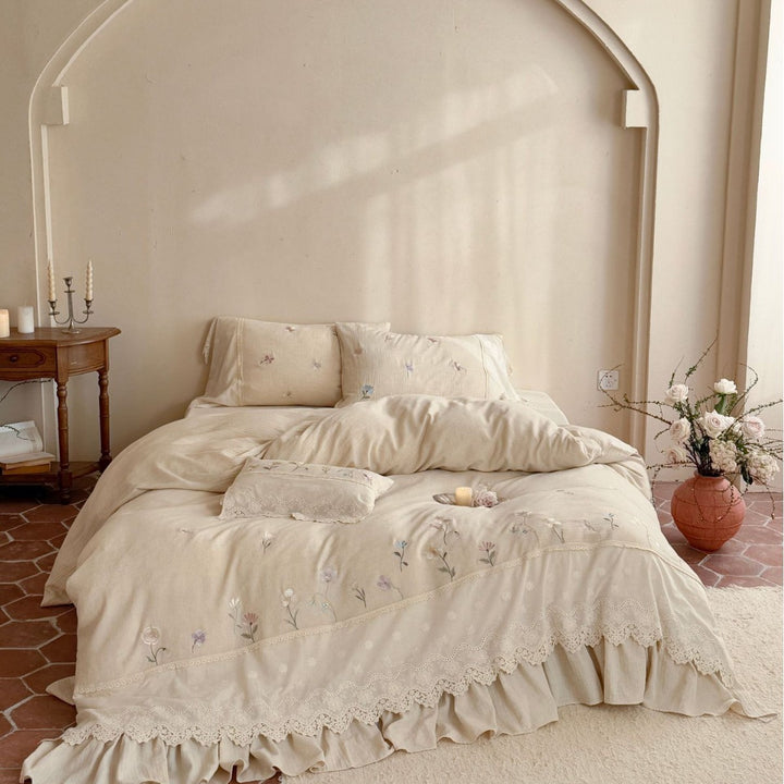 Embroidered Linen-Cotton Ruffled Duvet Cover Set with Lace Trim and Pillow Shams