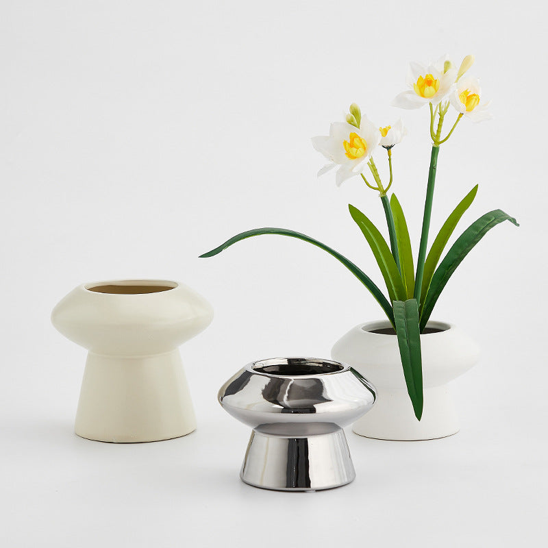 Decorative table accessory Stornfield