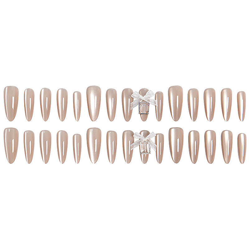 Elegant artificial nail tips with a glossy finish Stornfield