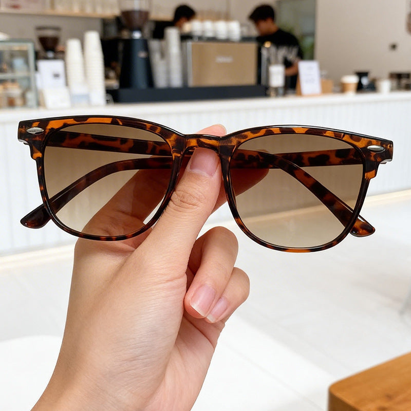 Stylish Retro Sunglasses Stornfield