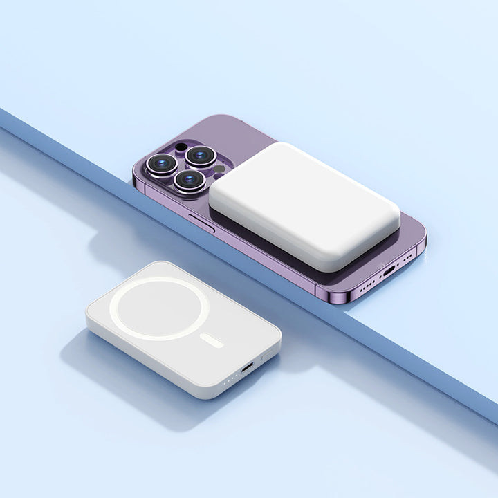 Magnetic Powerbank with Qi Technology Stornfield