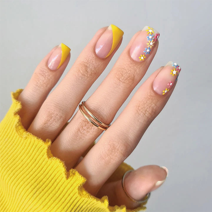 Artful Nail Extensions with Floral Pattern Stornfield