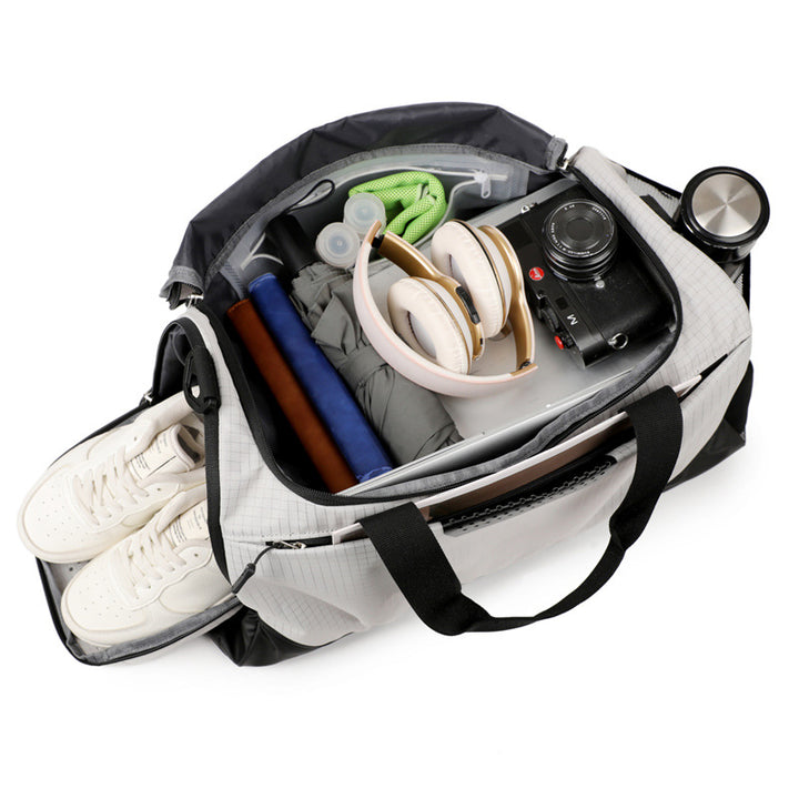 Men's sporty and durable travel bag with versatile storage Stornfield