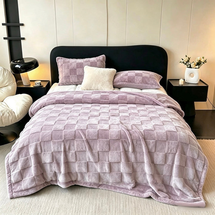 Textured Patchwork Fleece Blanket Stornfield