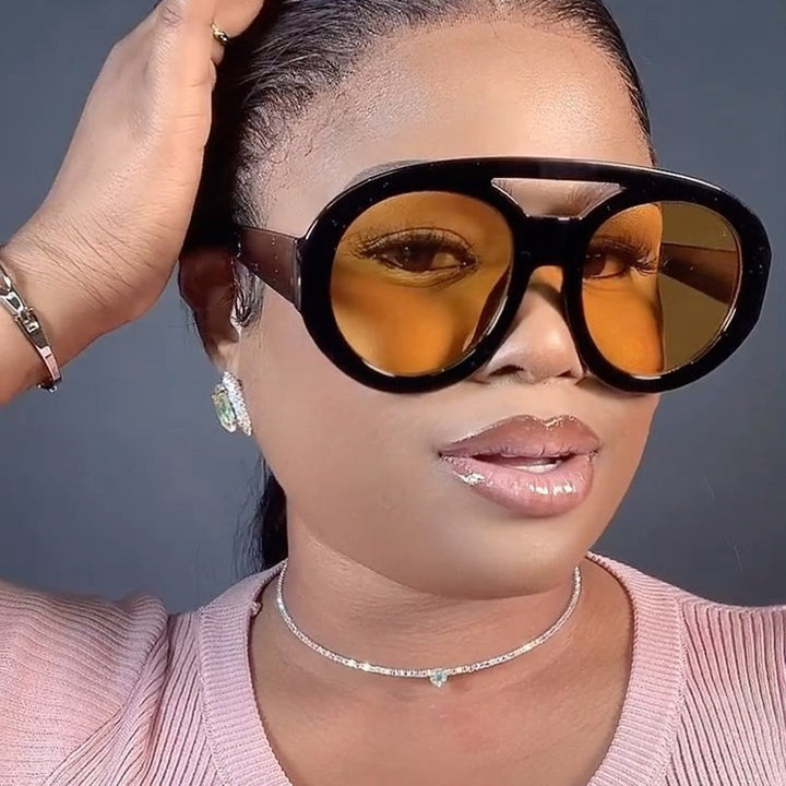 Ladies elegant sunglasses with fashionable design Stornfield