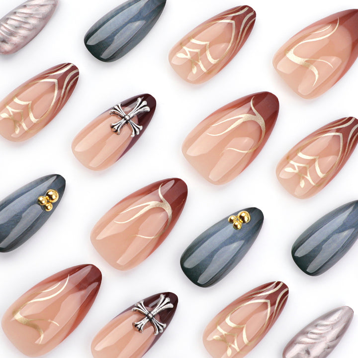 Artful and elegant nail decoration Stornfield