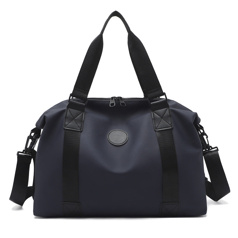 Sporty travel bag with sealed zipper and adjustable shoulder strap Stornfield