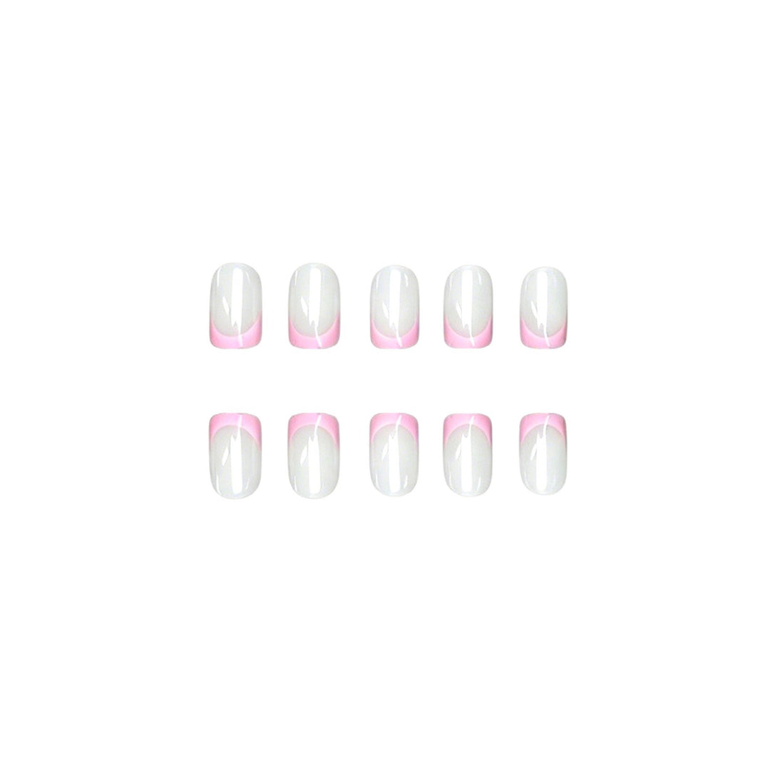 Elegant Ombre French Tip Nail Set Stornfield