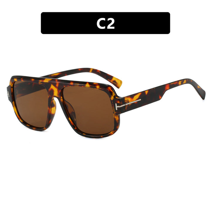 Women’s fashionable square sunglasses with trendy tortoiseshell pattern Stornfield