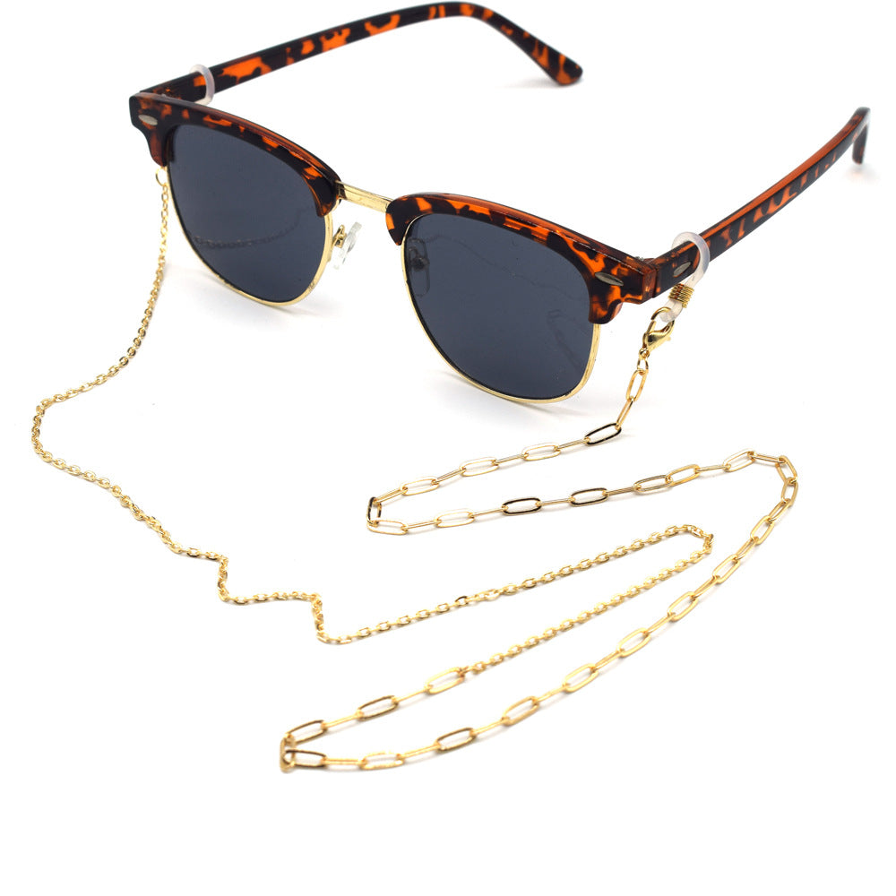 Fashion-Forward Metal Eyewear Chain Stornfield