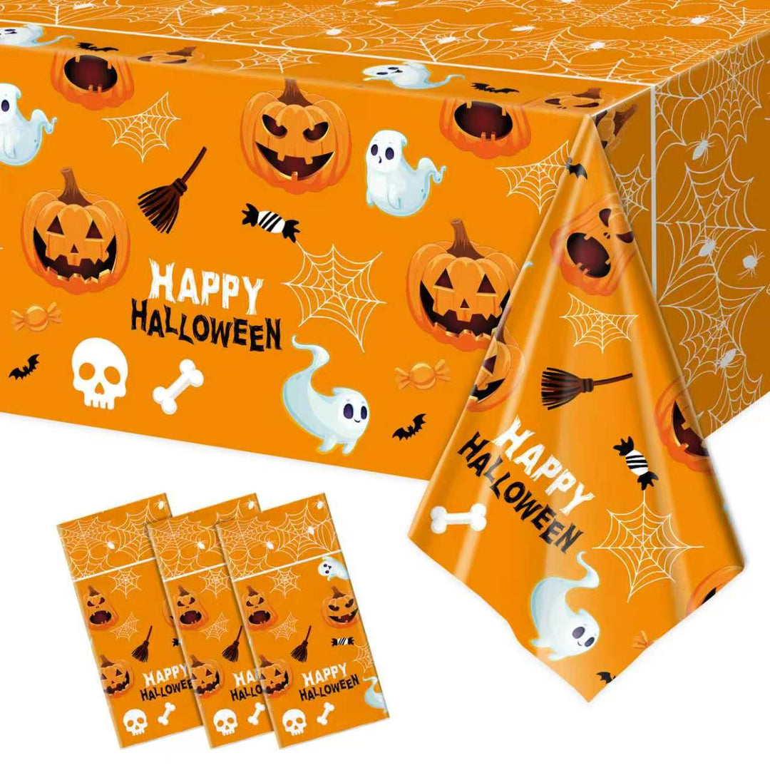 Disposable party tablecloth with Halloween design and napkin set