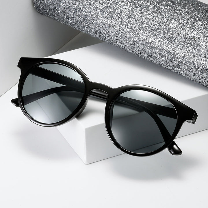 Chic Round Sunglasses Stornfield