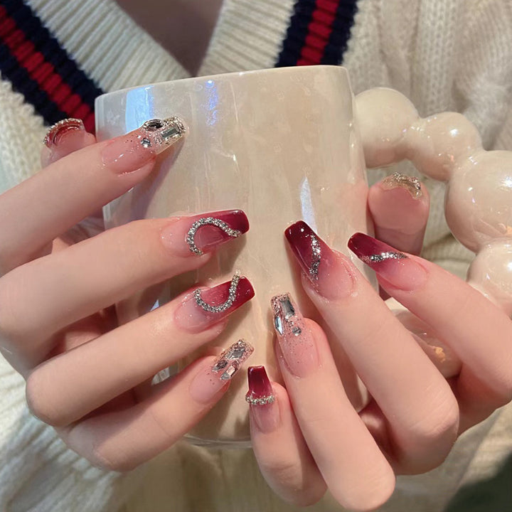 Festive Holiday Themed Press-On Nail Art Stornfield
