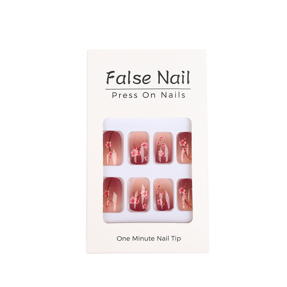Artificial nails set with floral accents Stornfield