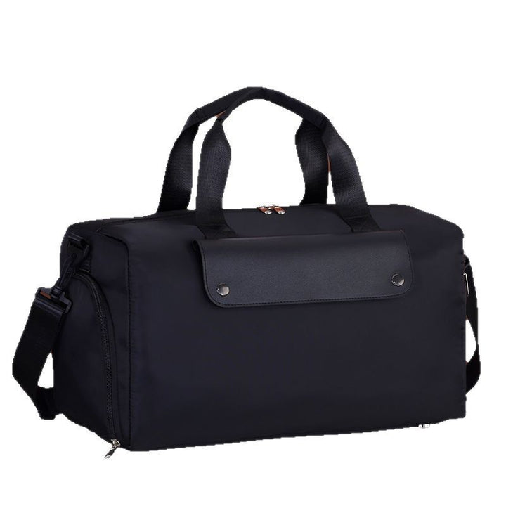 Sports bag with versatile interior pocket design Stornfield