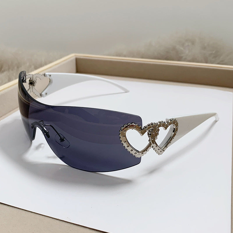Ladies Designer Sunglasses with Luxurious Heart Accent Stornfield