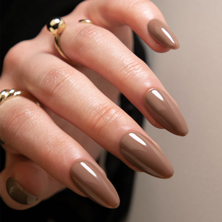 elegant Stiletto nails in high gloss finish Stornfield