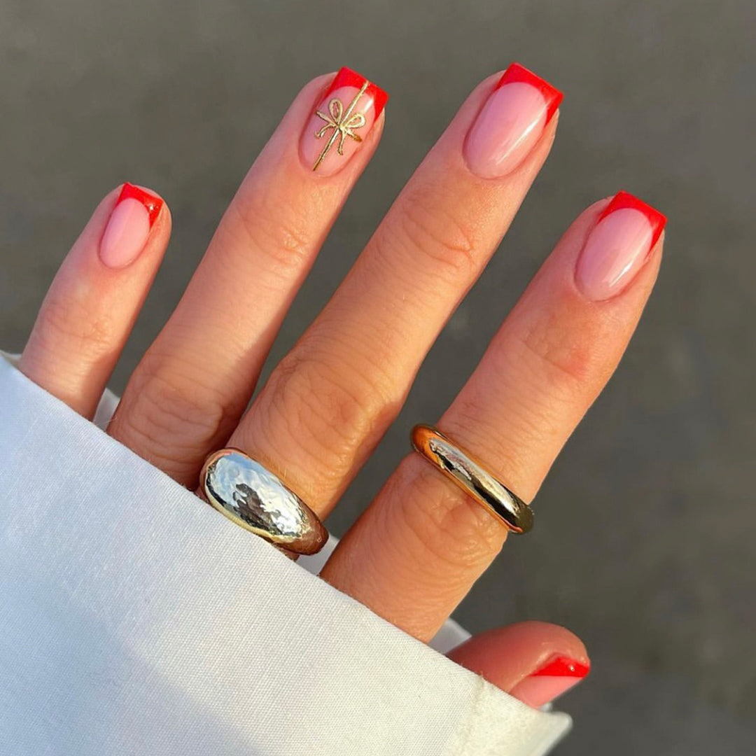 Artificial nail set with elegant pointed accents Stornfield