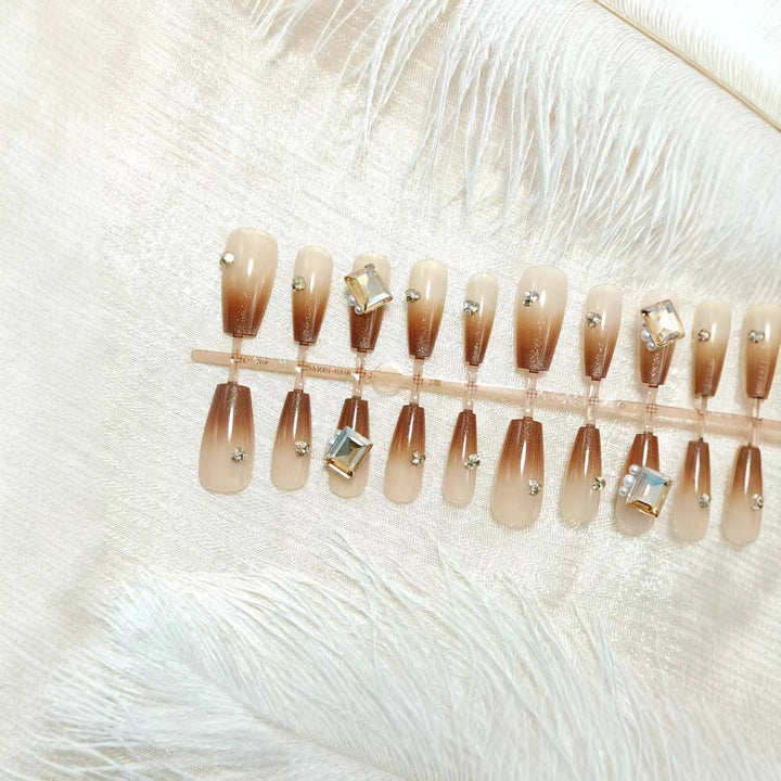 Glamorous Art Nails In The Elegant Ombre Design Stornfield