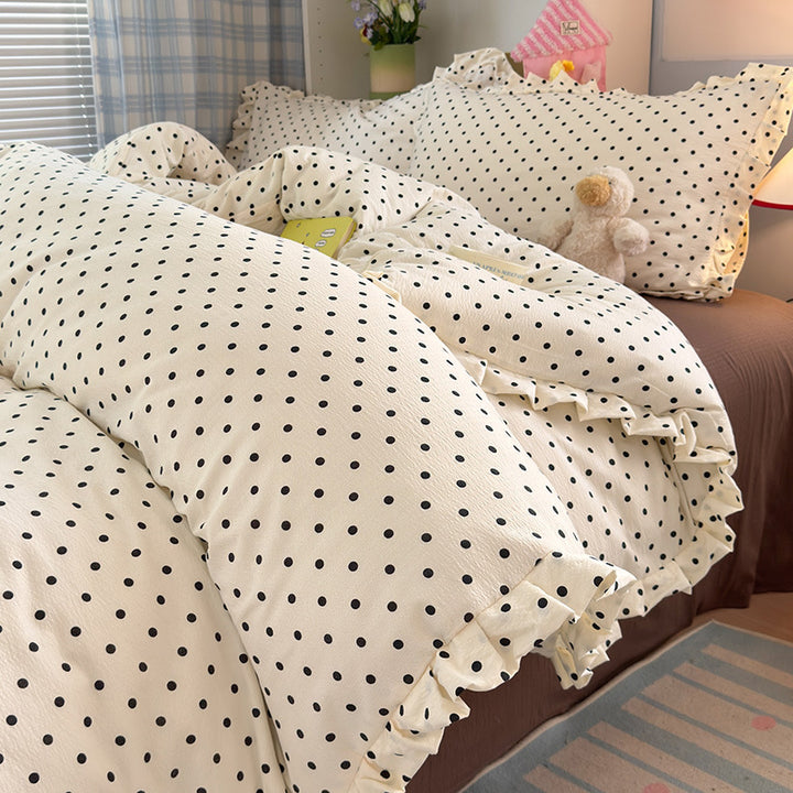 Charming Polka Dot Bedding Set