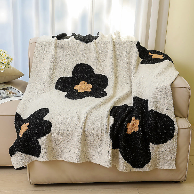 Floral Pattern Throw Blanket