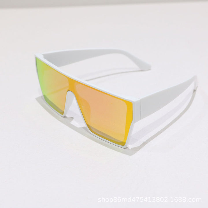Women's large rectangular sunglasses with modern frame and UV protection Stornfield