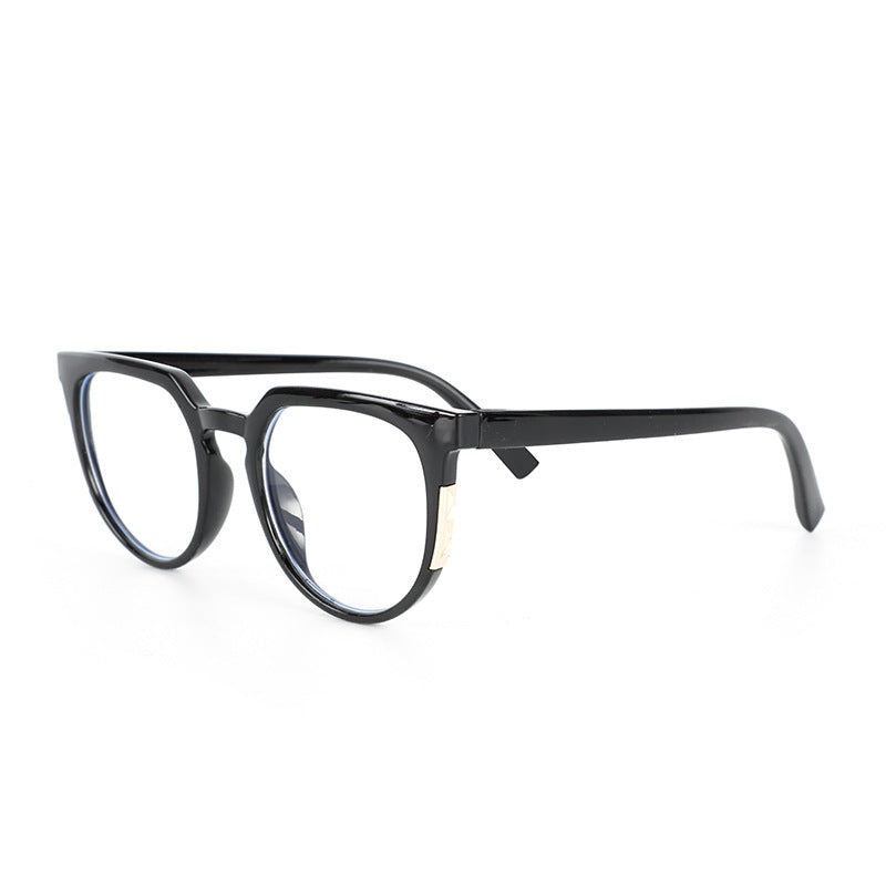 Ladies elegant sunglasses with fashionable frame and UV protection Stornfield
