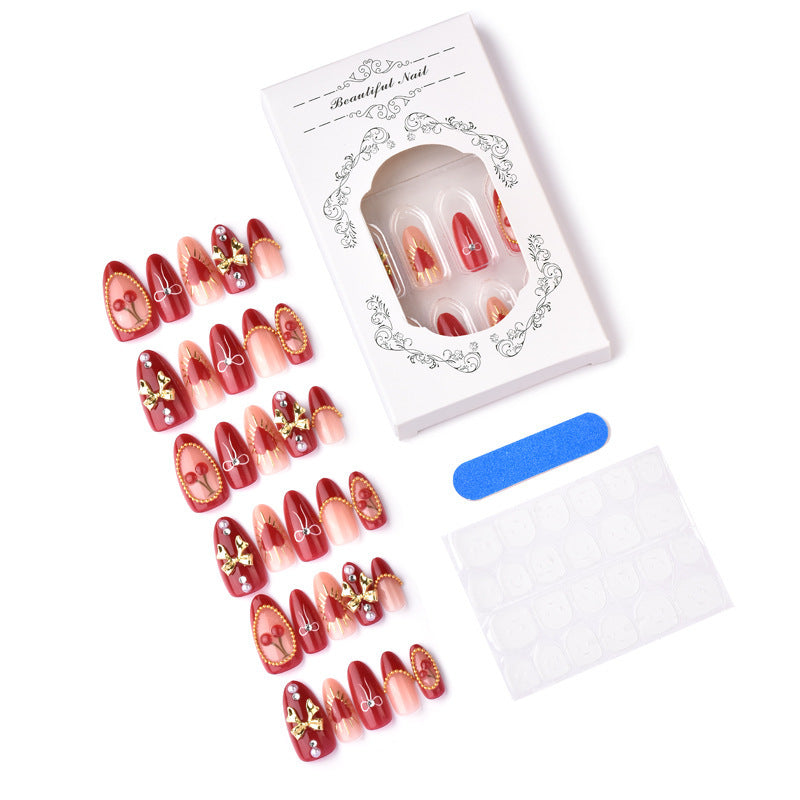 Artificial nails in romantic heart design Stornfield