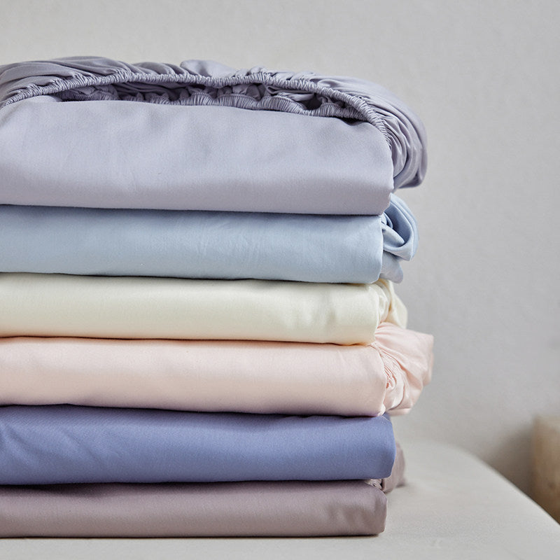 Deep-Pocket Fitted Bed Sheet with All-Around Elastic Cotton-Sateen Fit