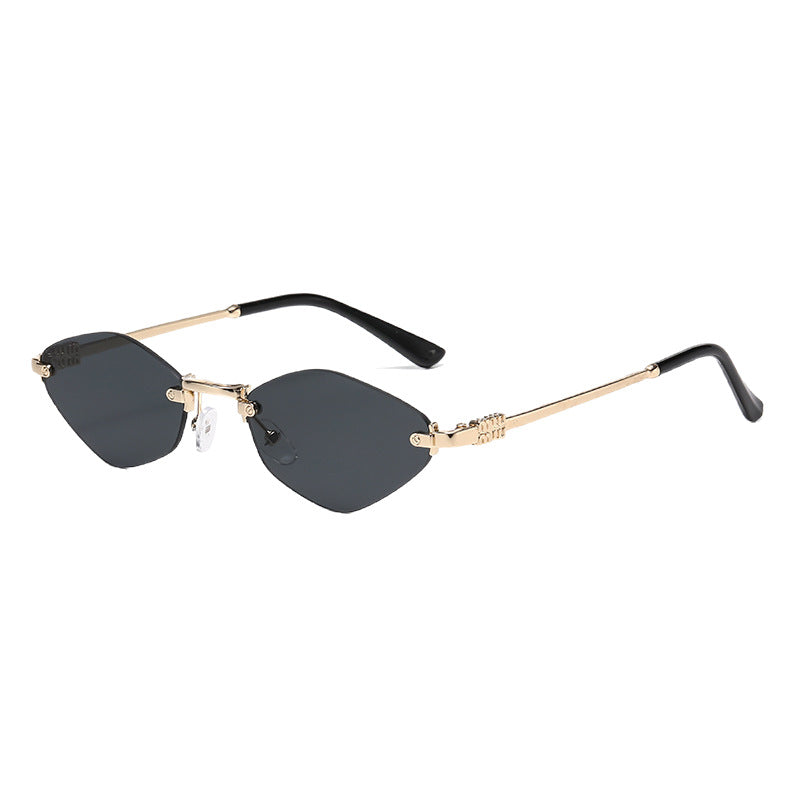 Women's Cat-Eye Sunglasses in Modern Elegance Style Stornfield