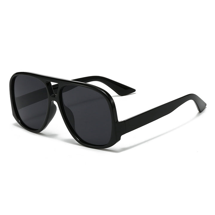 Women trendy oversized sunglasses in modern tortoiseshell pattern Stornfield