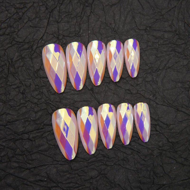Glamorous Diamond Pattern Press-On Nail Set